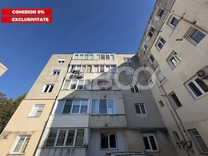 Apartament decomandat 2 camere 40 mpu etaj 2 zona 13 Decembrie