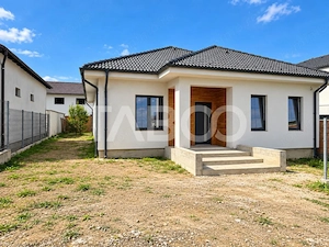 Casa individuala pe un singur nivel de vanzare Selimbar -fara mobilier - imagine 2