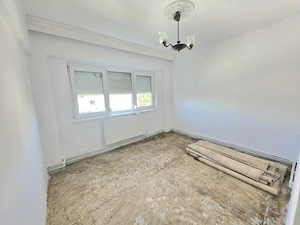 3 camere decomandate zona Bariera, sup 68 mp - imagine 5