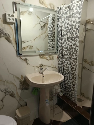 Apartament cu 3 camere in zona Tatarasi-Bucsinescu. - imagine 9