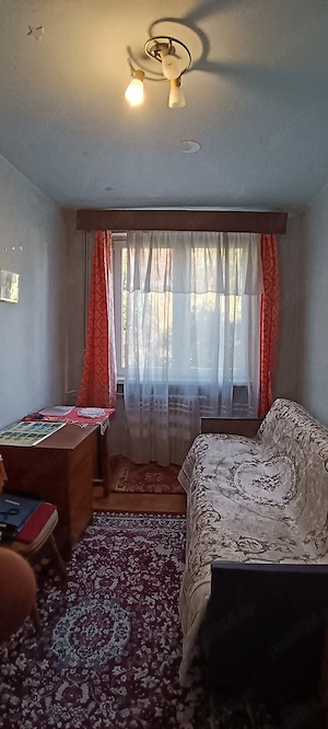 Vand   Apartament 3 camere   Zona Centrala   Magazin Crisul - ET 2  - imagine 5