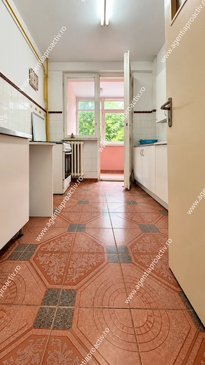 Apartament cu 2 camere și balcon generos, etaj 2   Micro 16 - imagine 5