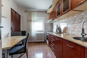Apartament 2 camerel, bloc V8,  Zona 6 Vânători. - imagine 10