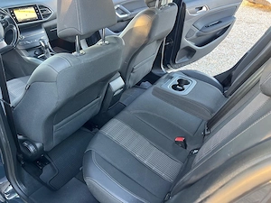Peugeot 308 AUTOMAT 2.0hdi 150cp 2018 EURO 6 TVA Deductibil - imagine 12