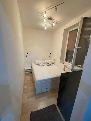 De vinzare de la proprietar apartament 1 camera lingă medicina - imagine 3