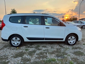 Dacia Lodgi 7 LOCURI 1.5dci 115cp 2022 TVA Deductibil - imagine 4