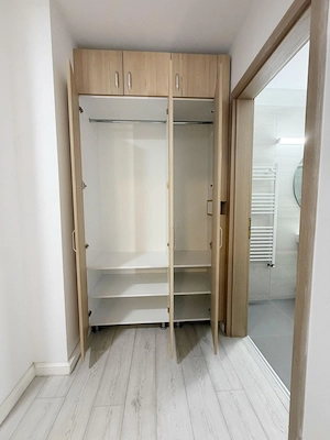 Apartament cu 3 camere de închiriat în Complex Toronto Residence, zona - imagine 12