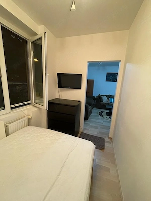 De vinzare de la proprietar apartament 1 camera lingă medicina - imagine 7