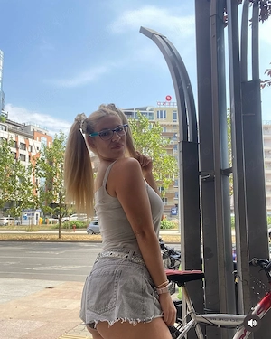 Ioana din R Moldova show detalii WHATSAPP