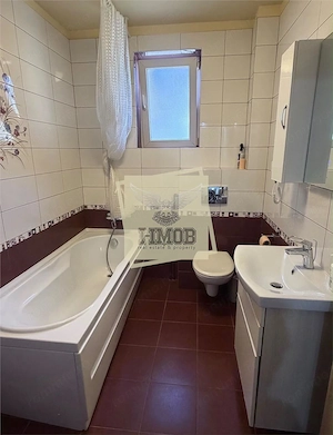Apartament modern 2 camere balcon parcare Central - imagine 2