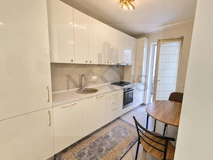 Apartament 3 camere | Biruinței | Parcare proprie | Mobilat complet - imagine 5