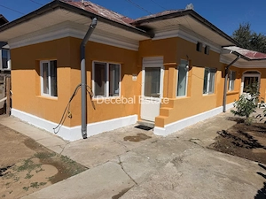 Casă renovată complet  105 mp utili  Teren 400 mp  Berceni - imagine 2
