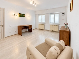 Garsonieră 38,04 mp | Bucătărie separată | Renovată integral | Zona Calea Călărașilor - imagine 3