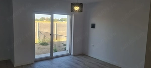 Apartament nou la parter de inchiriat - imagine 4
