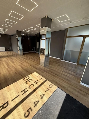 Spatiu comercial cu vad si vitrina stradala generoasa zona Centrala - imagine 5