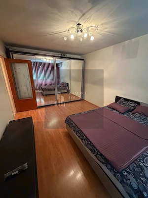 Apartament 2 camere decomandat Piata Resita - imagine 3
