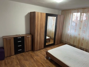 PROpRietar inchiriez apartament cu 2 camere. Zona centrala Mobilat si utilat complet.  - imagine 5