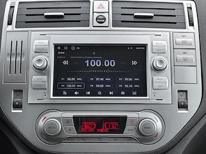 Ford Kuga 4x4 - imagine 19