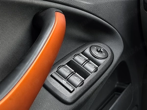 Ford Kuga 4x4 - imagine 16