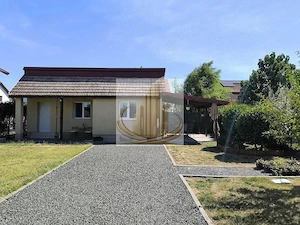 Teren 595 mp | Cartierul Florilor | Anexă locuibilă 42,5 mp