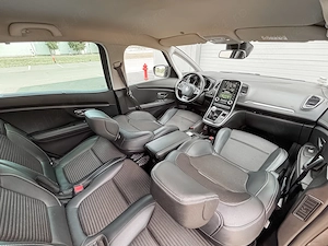 Renault Scenic - imagine 12