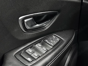 Renault Scenic - imagine 16