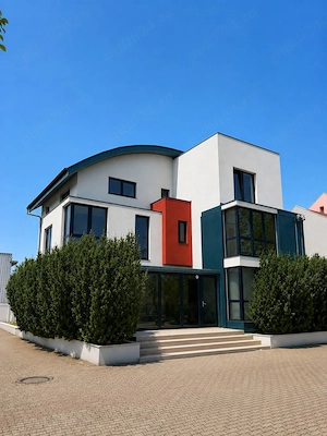 Clădire 270m2-    ideală pentru clinică medicală, policlinică sau salon de înfrumuseța - imagine 3