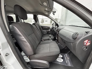 Dacia Duster - imagine 11