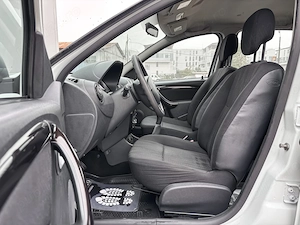 Dacia Duster - imagine 8