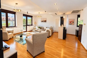 DUPLEX ÎN HERĂSTRĂU | 5 CAMERE | OFFICE | 3 BĂI | 4 BALCOANE | PARCARE 3 MAȘINI - imagine 2