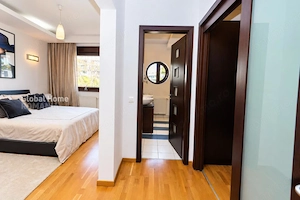 DUPLEX ÎN HERĂSTRĂU | 5 CAMERE | OFFICE | 3 BĂI | 4 BALCOANE | PARCARE 3 MAȘINI - imagine 8