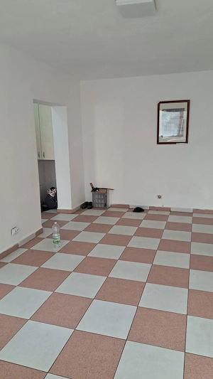 Vanzare Apartament 2 camere Calea Mosilor - imagine 2