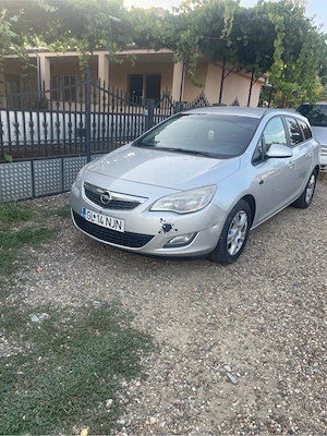 opel astra j  - imagine 3
