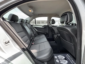 Mercedes-Benz C220 - imagine 10