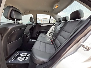 Mercedes-Benz C220 - imagine 9