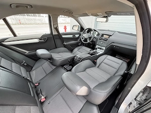 Mercedes-Benz C220 - imagine 12