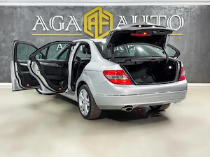 Mercedes-Benz C220 - imagine 5