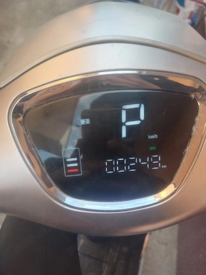 scuter electric vespa