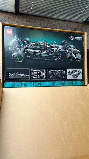 LEGO Technic 42171 Mercedes-AMG F1 W14 E Performance   NOU, SIGILAT