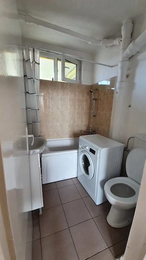 PROpRietar inchiriez apartament cu 2 camere. Zona centrala Mobilat si utilat complet.  - imagine 6