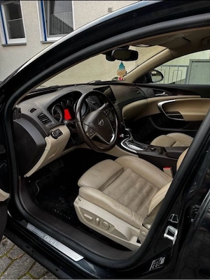 Opel Insignia 2.8 V6 - imagine 2