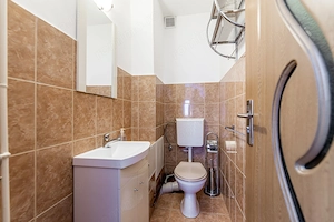 Apartament 3 camere, etaj 1,  zona Băncilor / Podgoria - imagine 11
