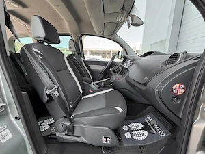 Renault Kangoo - imagine 11