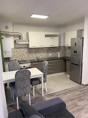 Închiriez apartament duplex-zona Coresi - imagine 5
