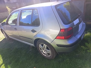 vand vw golf 4 -  650 euro - imagine 2