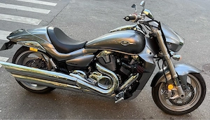 suzuki m109r - imagine 2