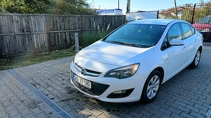 Vând Opel Astra J (2016) | 1.6 Benzină, 115 CP, Euro 6 | Unic Proprietar | 101.689 km | Pitești - imagine 2