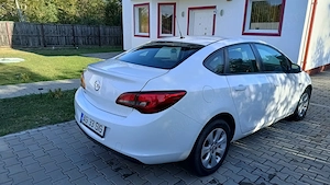 Vând Opel Astra J (2016) | 1.6 Benzină, 115 CP, Euro 6 | Unic Proprietar | 101.689 km | Pitești - imagine 4