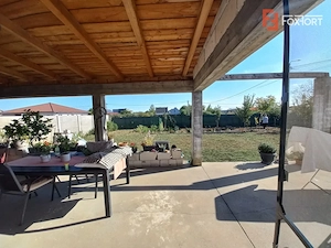 Casa individuala cu 5 camere, garaj si teren de 772 mp - zona Ghiroda - imagine 8