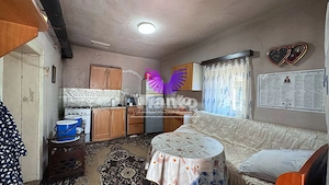 Casa cu doua corpuri independente si teren de 1050 mp central Miercurea Sibiului - imagine 9